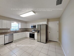 36636 Francis Dr in Grand Island, FL - Building Photo - Building Photo