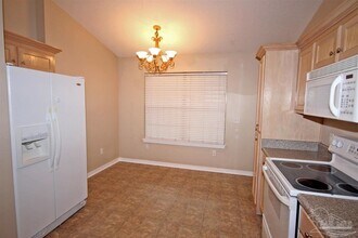 6250 Starhill Dr in Milton, FL - Building Photo - Building Photo