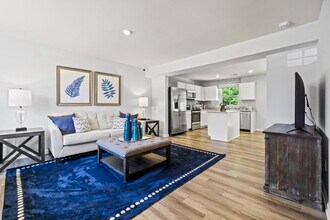 501 Hampton Townes Dr in Greenville, SC - Building Photo - Building Photo