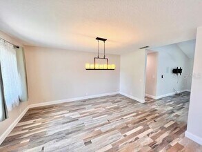 525 Southport Dr in Longwood, FL - Building Photo - Building Photo