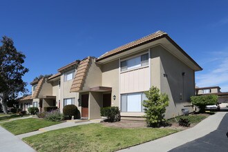 Westerly Shores in Oxnard, CA - Foto de edificio - Building Photo