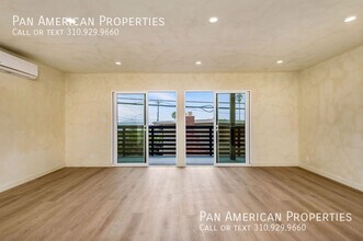 1105 N Pacific Coast Hwy in Laguna Beach, CA - Building Photo - Building Photo