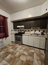 273 Manhattan Ave in Jersey City, NJ - Building Photo - Building Photo
