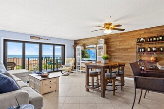 801 S Ocean Dr in Fort Pierce, FL - Foto de edificio - Building Photo