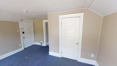 706 Emmet St-Unit -#4 in Ypsilanti, MI - Building Photo - Building Photo