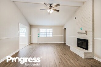 4931 Fitzwater Dr in Spring, TX - Building Photo - Building Photo
