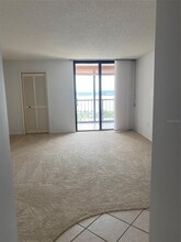 3003 S Atlantic Ave in Daytona Beach Shores, FL - Building Photo - Building Photo