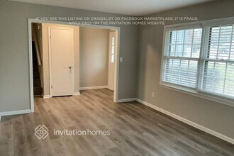 2360 Sandgate Rd SW in College Park, GA - Building Photo - Building Photo