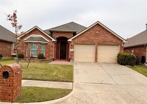 3121 Fox Hollow Dr in Little Elm, TX - Building Photo