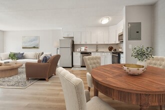 Eagle Rock Apartments at MetroWest in Framingham, MA - Building Photo - Building Photo