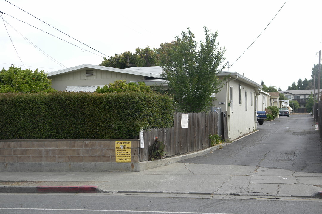 21240-21252 Meekland Ave in Hayward, CA - Building Photo