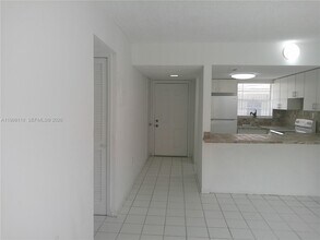 461 SW 7th St in Miami, FL - Building Photo - Building Photo