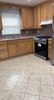 79 Halley St in Yonkers, NY - Building Photo