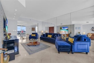 19111 Collins Ave in Sunny Isles Beach, FL - Building Photo - Building Photo