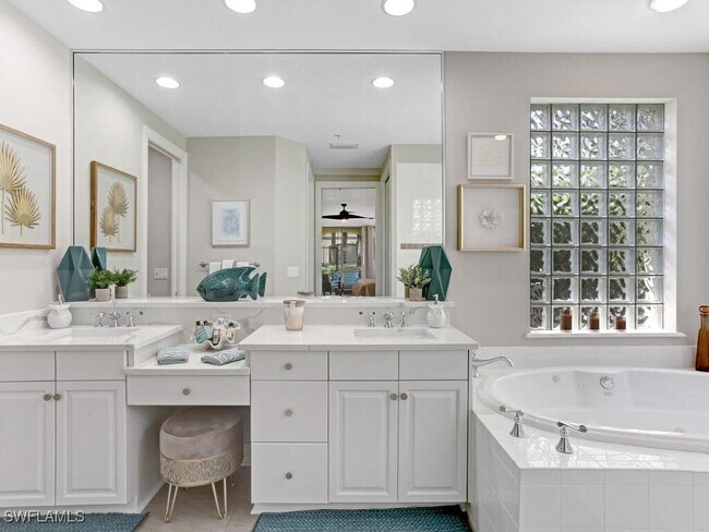 property at 2847 Tiburon Blvd E