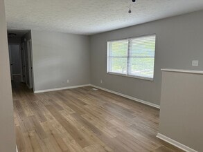 1301 Burton Rd SW in Knoxville, TN - Building Photo - Building Photo