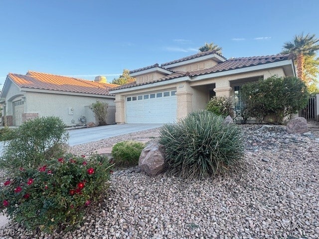 property at 2455 Avenida Sol