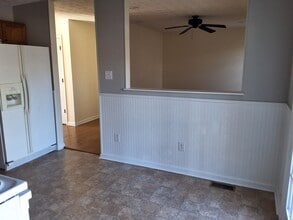 916 Chris Rd in Strawberry Plains, TN - Building Photo - Building Photo
