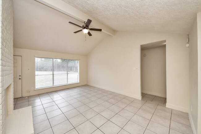 7503 Roaring Springs Dr