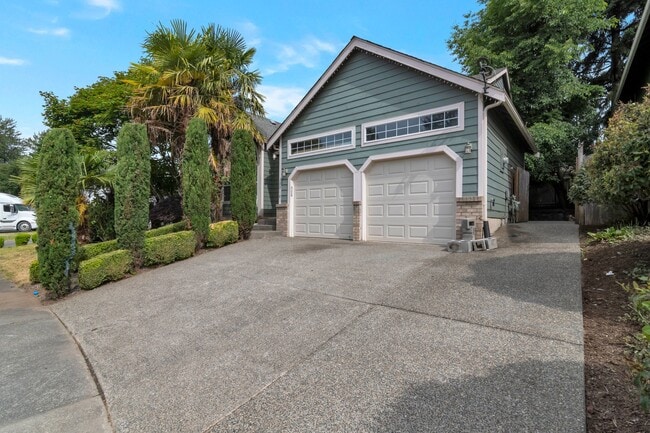 property at 13018 SE 264th Pl