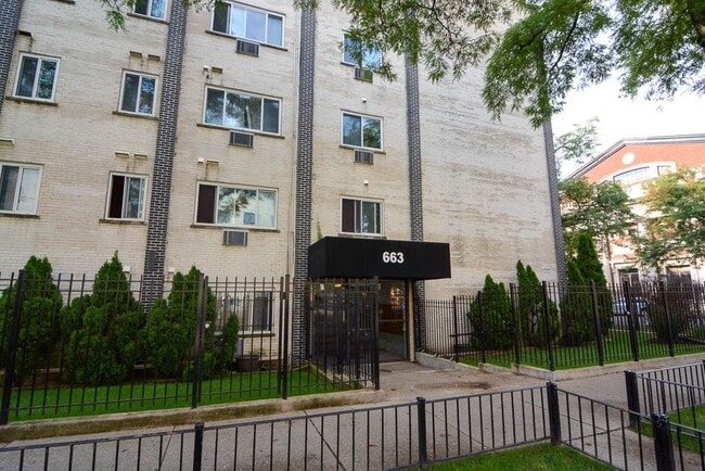 property at 663 W Grace St