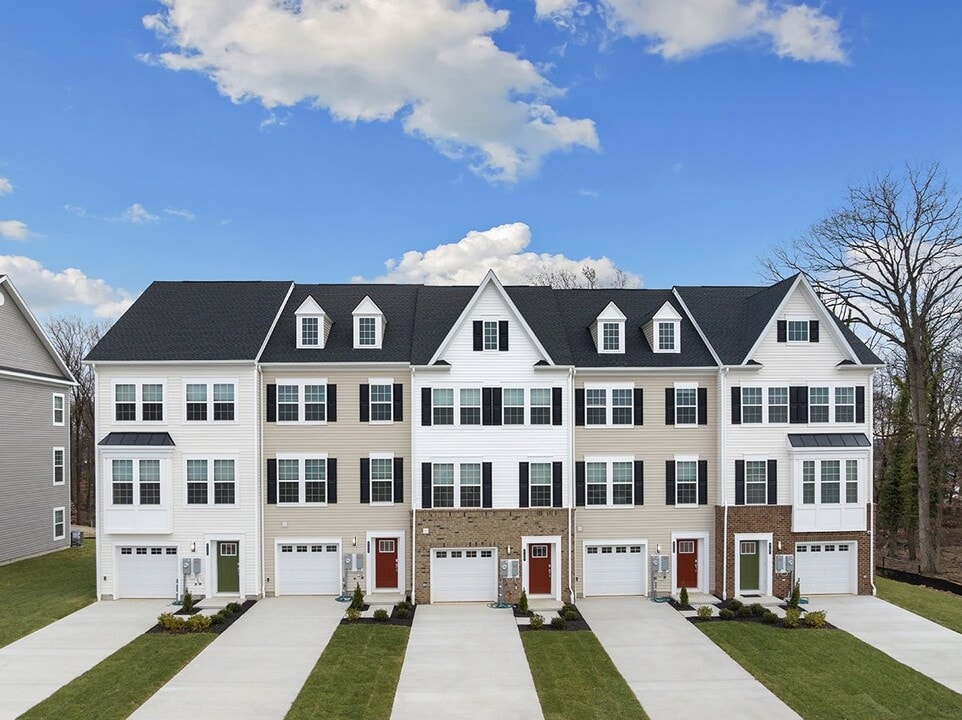 Forge Overlook in Halethorpe, MD - Building Photo