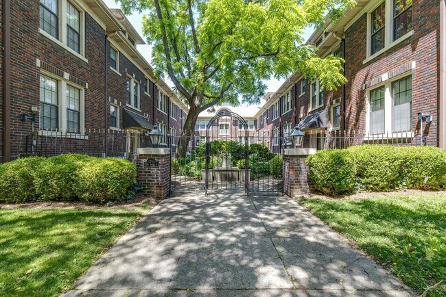 1711 18th Ave S in Nashville, TN - Building Photo - Building Photo