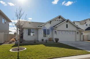 11844 W Piazza St in Nampa, ID - Building Photo