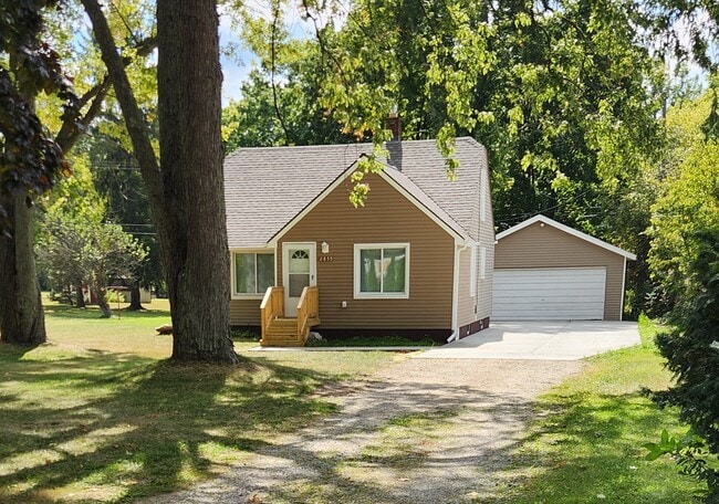 property at 2855 Mann Rd