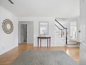 465 Edward St in Fairfield, CT - Building Photo - Building Photo
