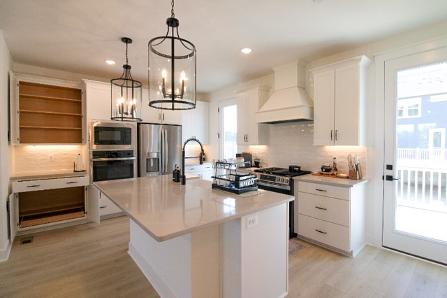 1722 Blacksmith Wy