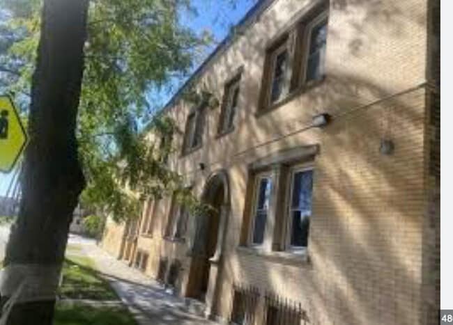 property at 300 W 75th St