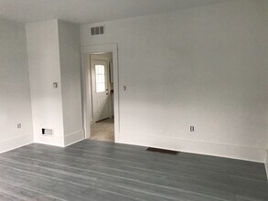 1716 Birch St in Forest Grove, OR - Building Photo - Building Photo