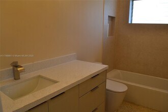 6310 SW 92nd Ave in Miami, FL - Building Photo - Building Photo