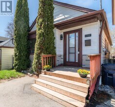 20 Aylesworth Ave in Toronto, ON - Building Photo - Building Photo