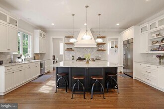 7701 Granada Dr in Bethesda, MD - Building Photo - Building Photo