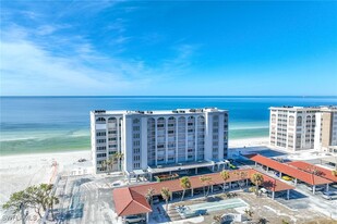 26000 Hickory Blvd in Bonita Springs, FL - Building Photo