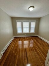 23 Mall St-Unit -9 in Lynn, MA - Building Photo - Building Photo