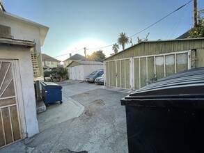 735 Witmer St in Los Angeles, CA - Building Photo - Building Photo