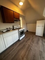 1034 Chelton Ave in Pittsburgh, PA - Building Photo