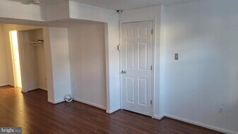 19212 Deep Run Ct in Germantown, MD - Building Photo