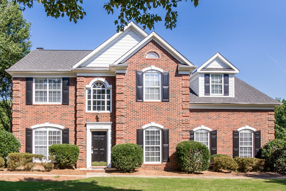 9123 Torrence Crossing Dr in Huntersville, NC - Building Photo