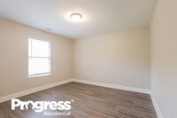 715 Remington Heights Dr photo'