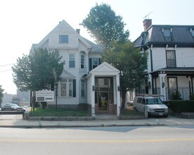 Parkside Apartments West 21 in Methuen, MA - Building Photo - Building Photo