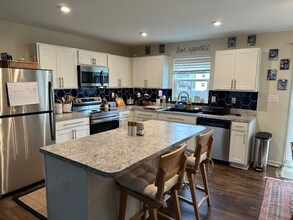 5505 Noble Ave in Richmond, VA - Foto de edificio - Building Photo