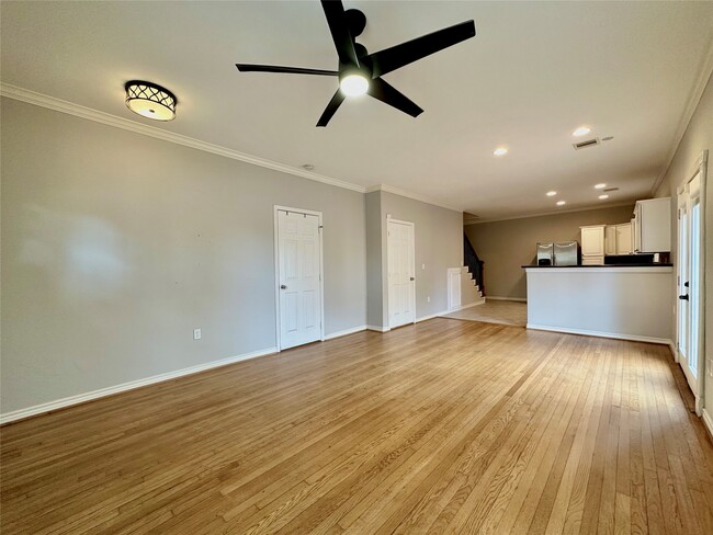 property at 112 Munford St