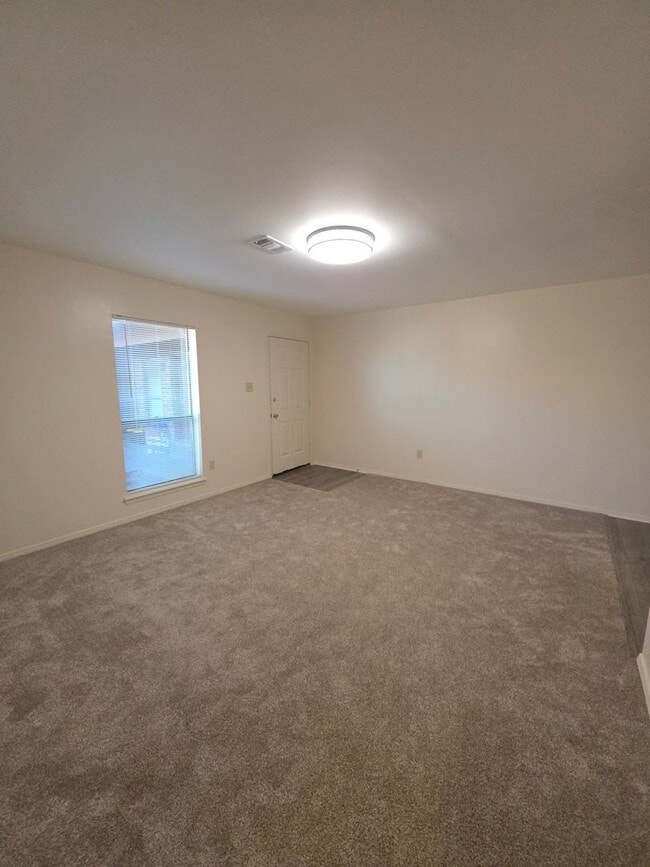 property at 1009-1023 W 12th St