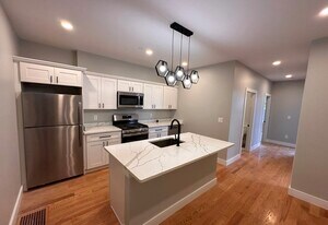 16 Baker Ct, Unit 1 in Boston, MA - Building Photo