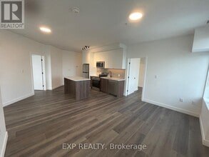 1600 James Naismith Dr in Ottawa, ON - Building Photo - Building Photo