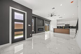 5110 Westover St in Houston, TX - Building Photo